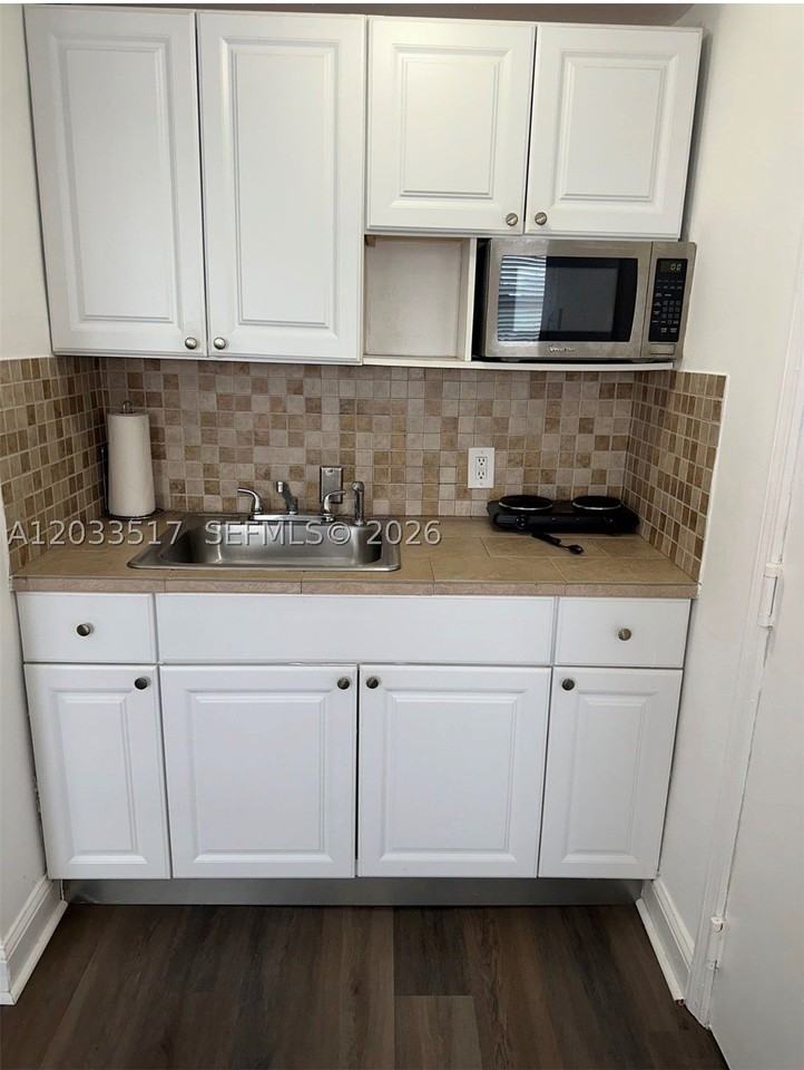 3801 Indian Creek Dr #301 - Photo 7 of 11