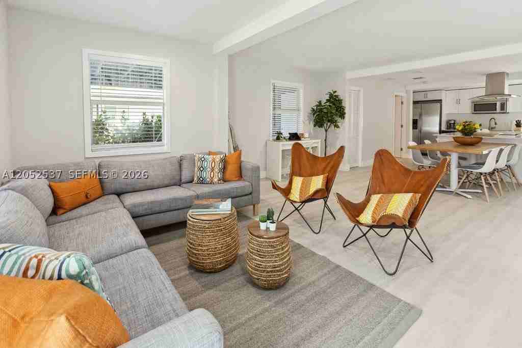 1230 Nw 7th Ave - Photo 3 of 50
