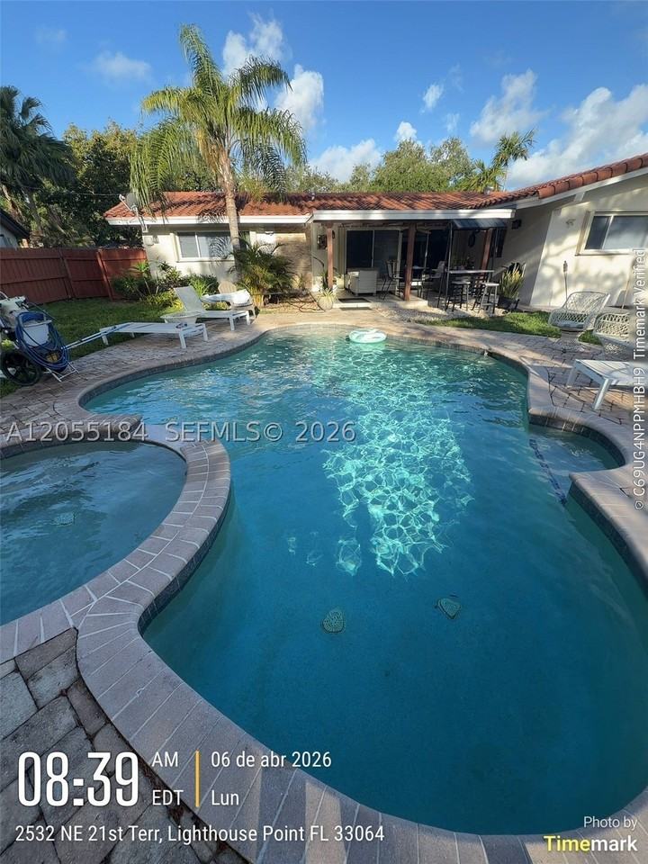2532 Ne 21st Ter