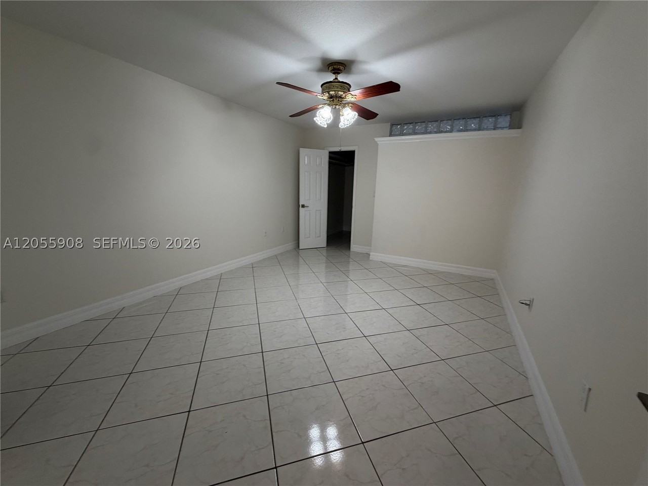 6932 Crown Gate Dr - Photo 7 of 21