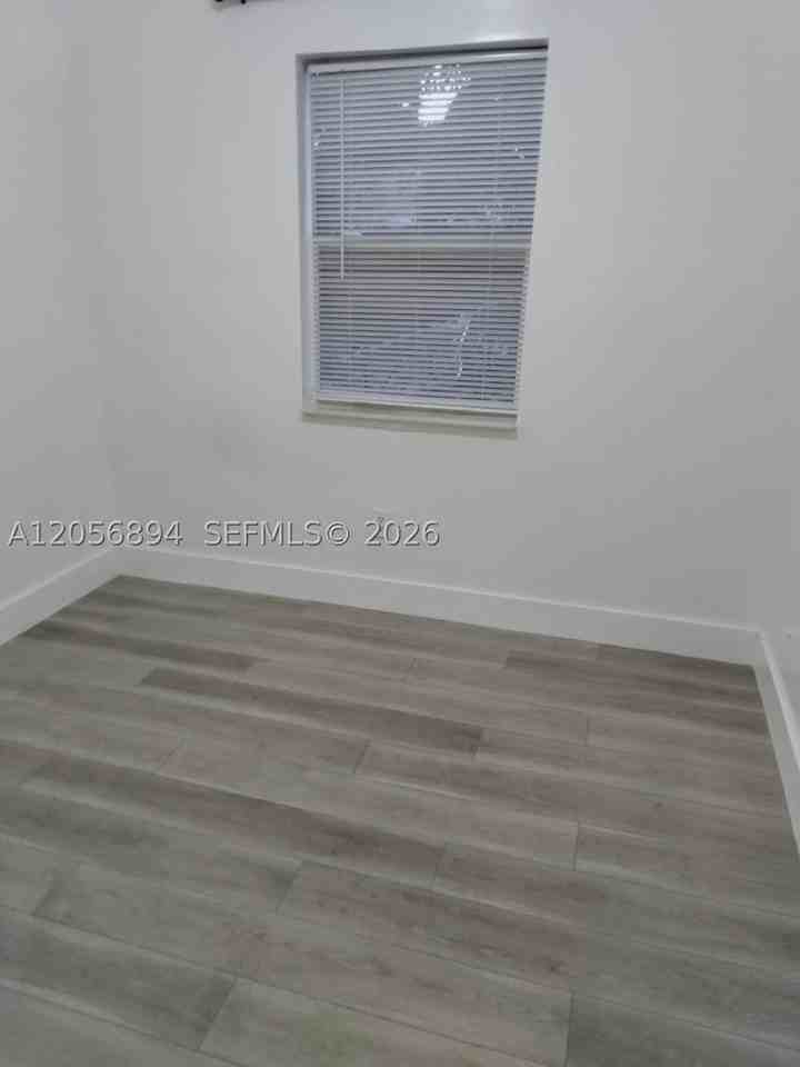 2025 Nw 91st St #2025 - Photo 4 of 10