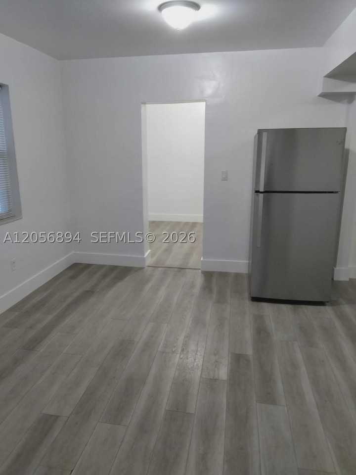 2025 Nw 91st St #2025 - Photo 6 of 10
