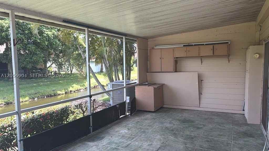 11858 Brier Patch Ct E - Photo 2 of 11