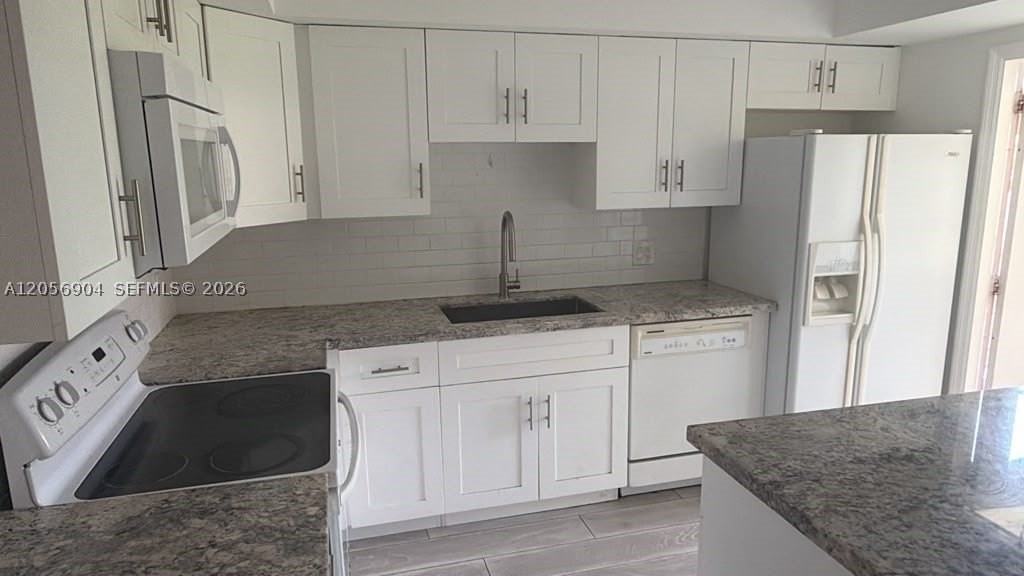 11858 Brier Patch Ct E - Photo 4 of 11