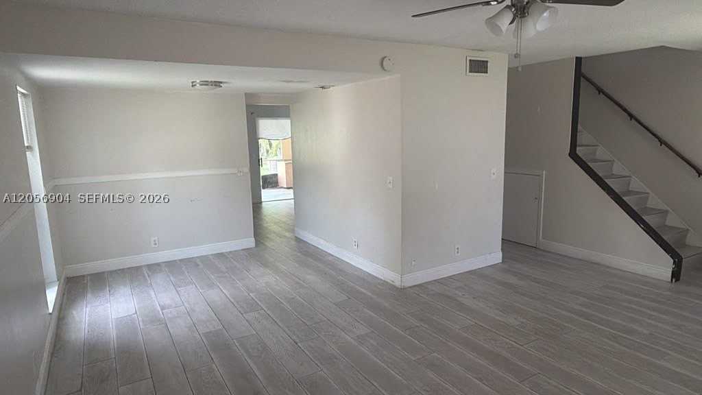 11858 Brier Patch Ct E - Photo 5 of 11