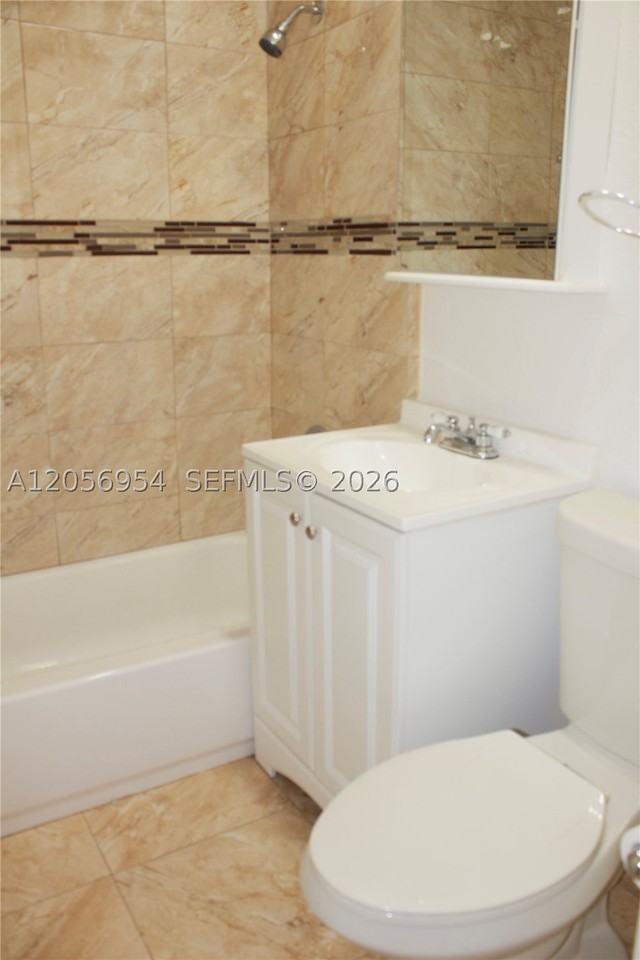 8736 Sw 145th St #8736 - Photo 3 of 7