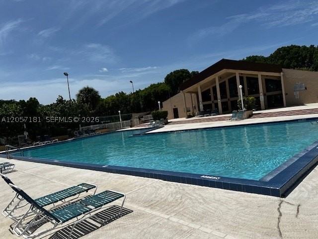 14525 N Kendall Dr #304J - Photo 3 of 22
