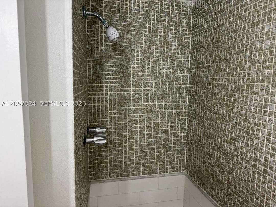 4725 Nw 7th St #206-3 - Photo 5 of 10