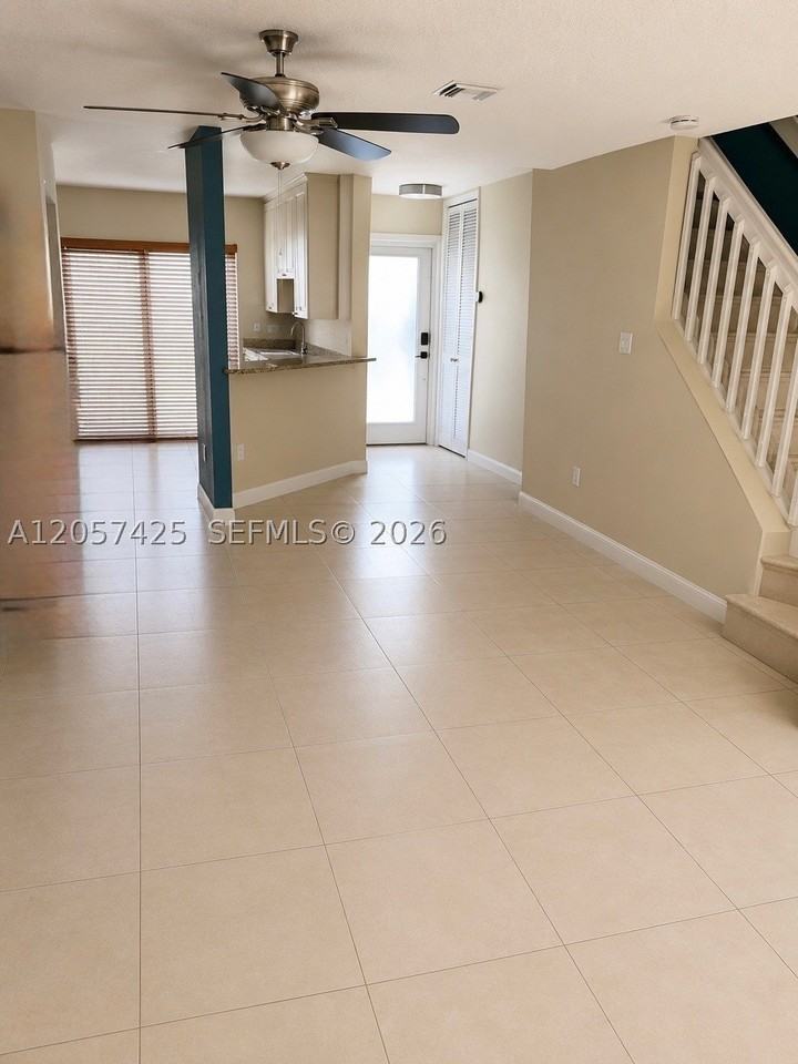 6216 Sw 129th Ave - Photo 3 of 14