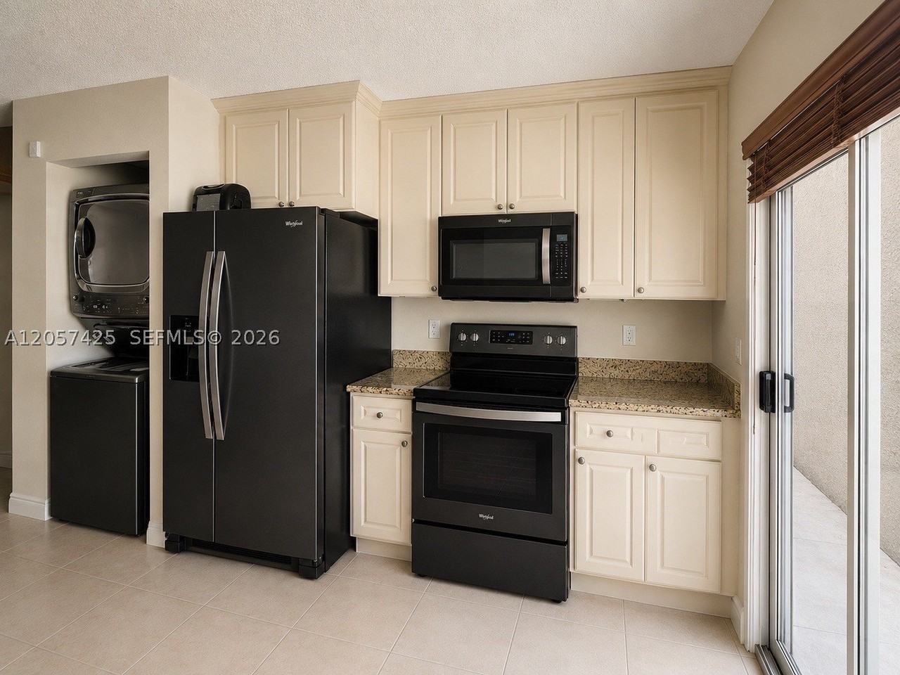 6216 Sw 129th Ave - Photo 7 of 14