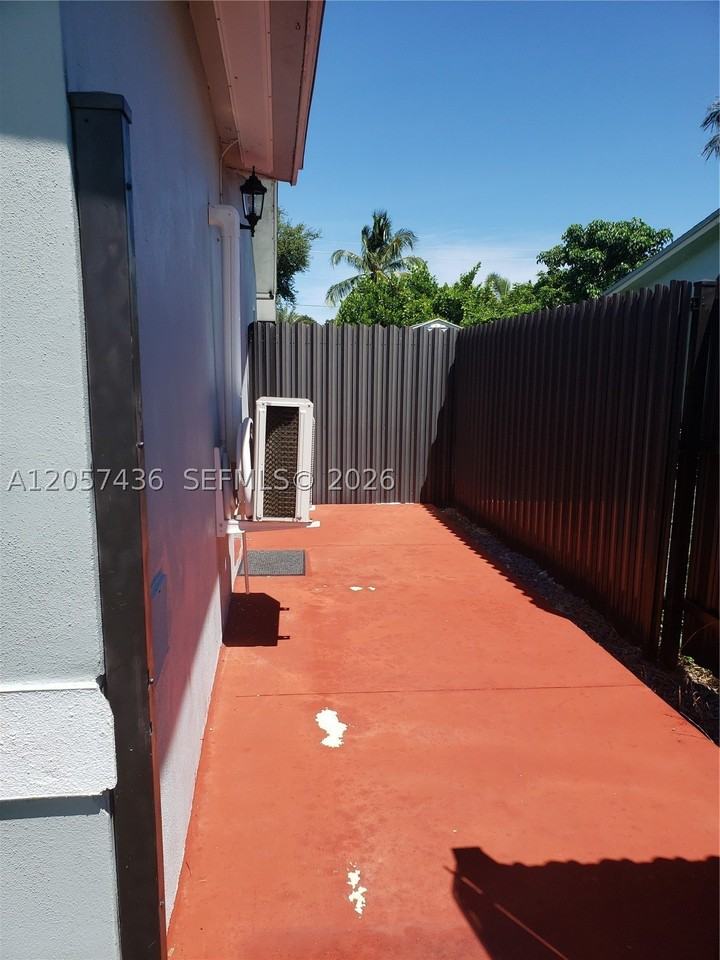 1695 Nw 3rd Ave #0 - Photo 2 of 10
