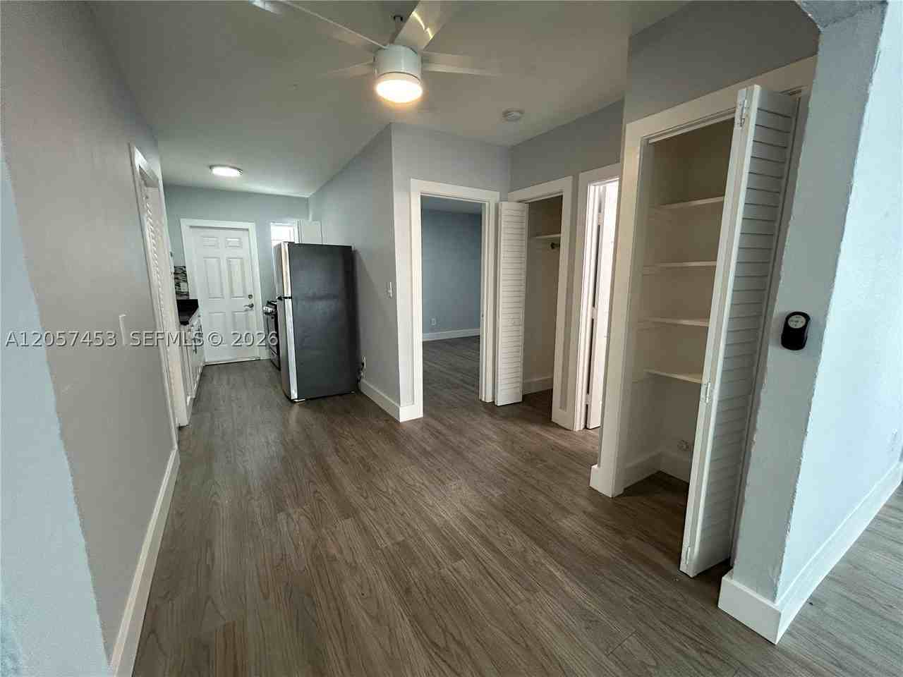 1024 Pennsylvania Ave #2 - Photo 5 of 12