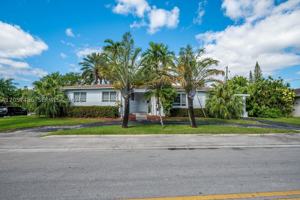 featured image of 9520 E Broadview Dr