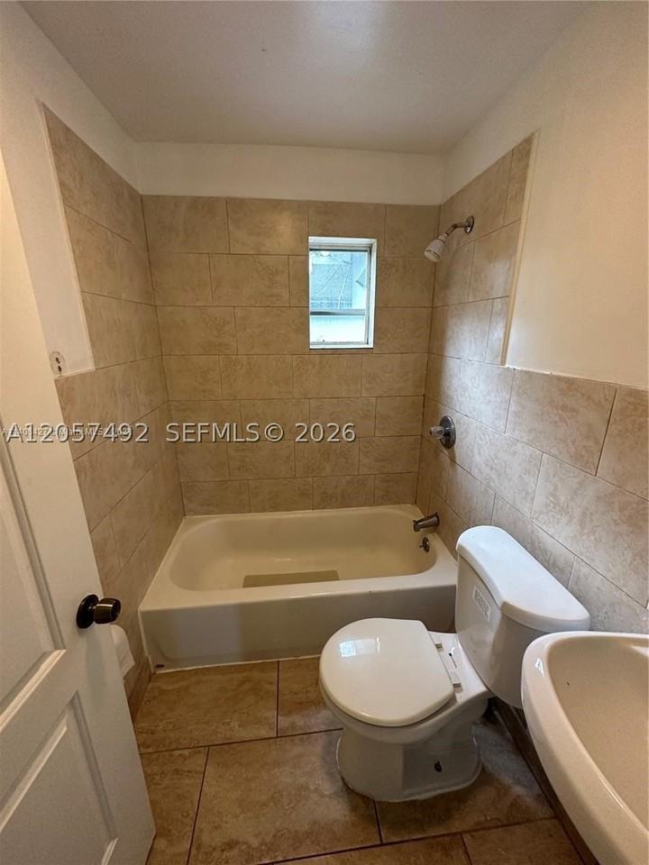 5820 Atlanta St #F - Photo 7 of 9