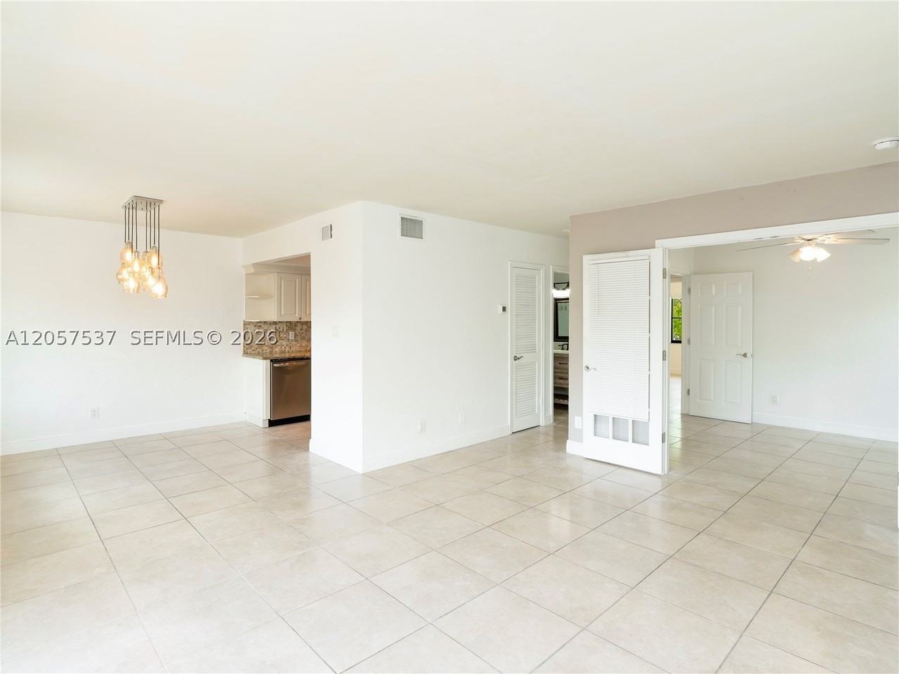 11549 Sw 109th Rd #27D - Photo 5 of 21