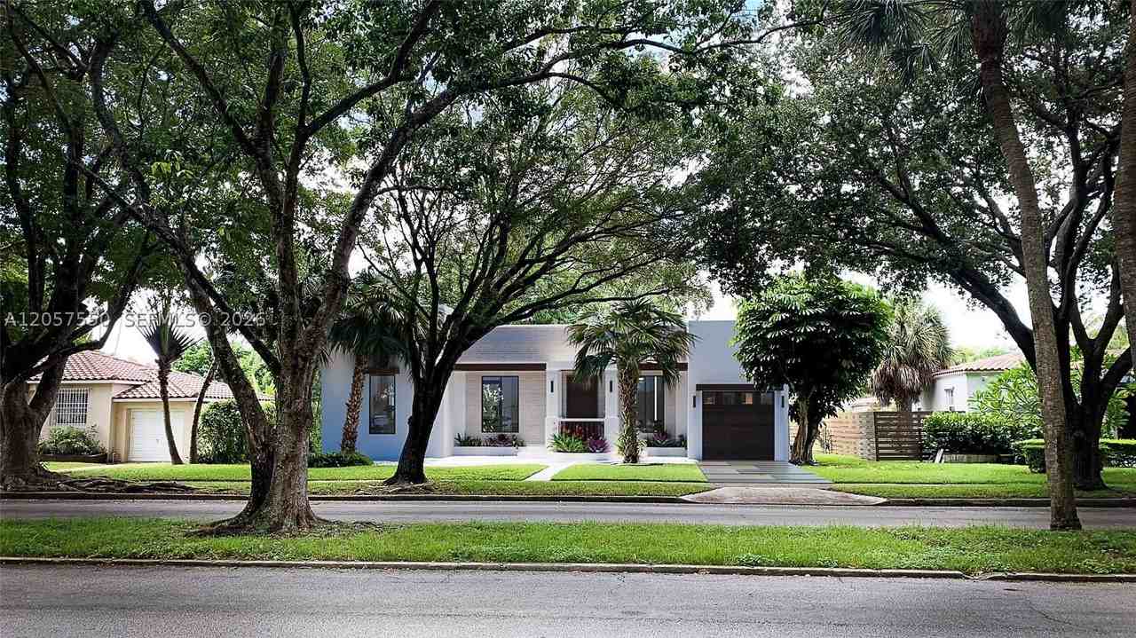 54 Nw 96th St - Photo 2 of 13