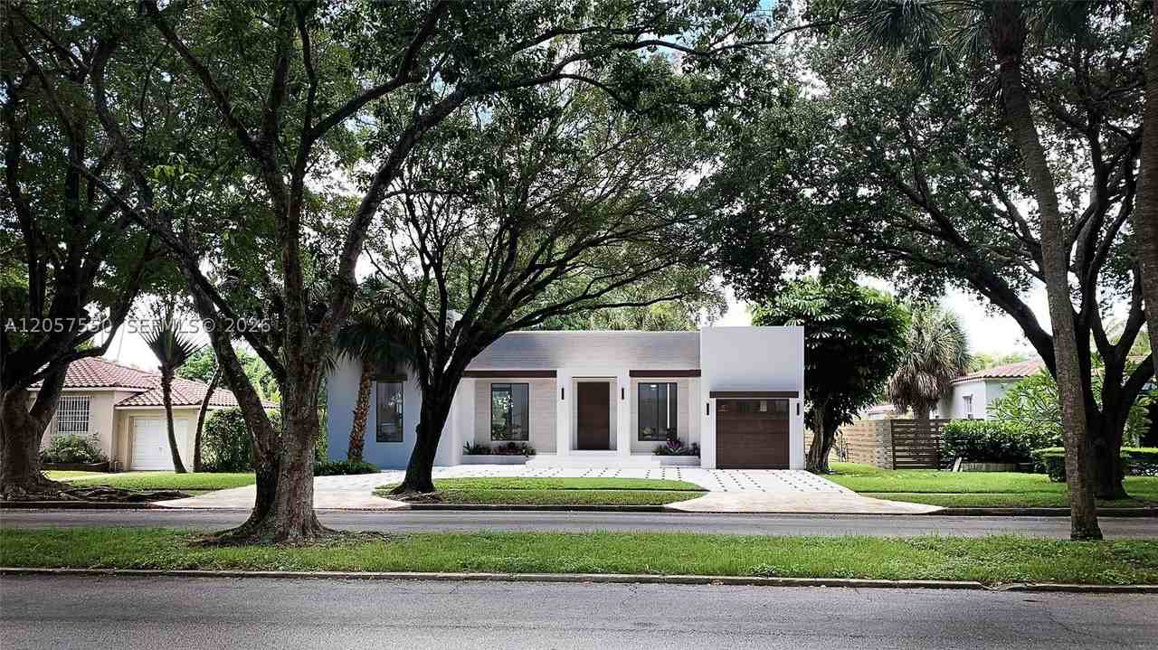 54 Nw 96th St - Photo 3 of 13