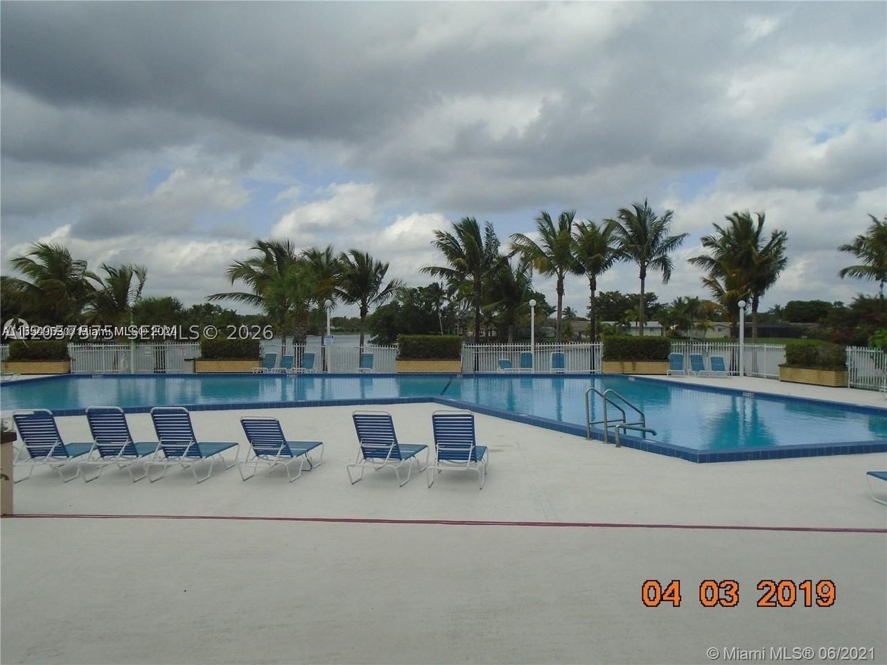 14221 N Kendall Dr #110C - Photo 4 of 15