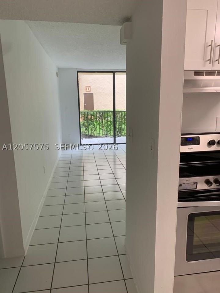 14221 N Kendall Dr #110C - Photo 5 of 15