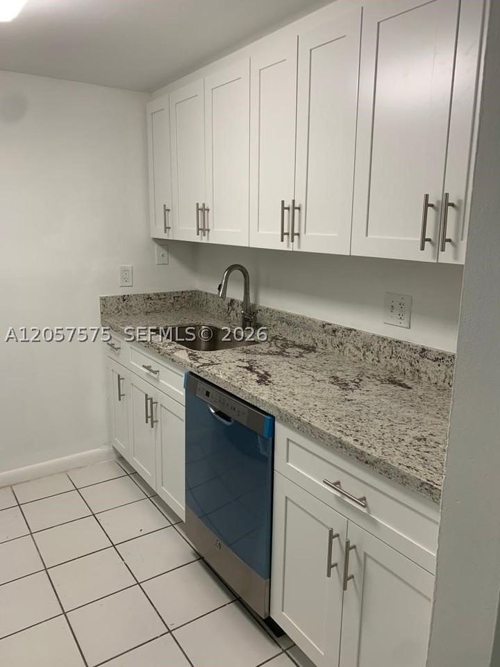 14221 N Kendall Dr #110C - Photo 6 of 15