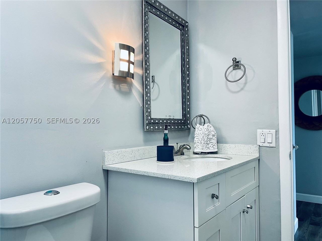 2300 Park Ln #201 - Photo 4 of 22
