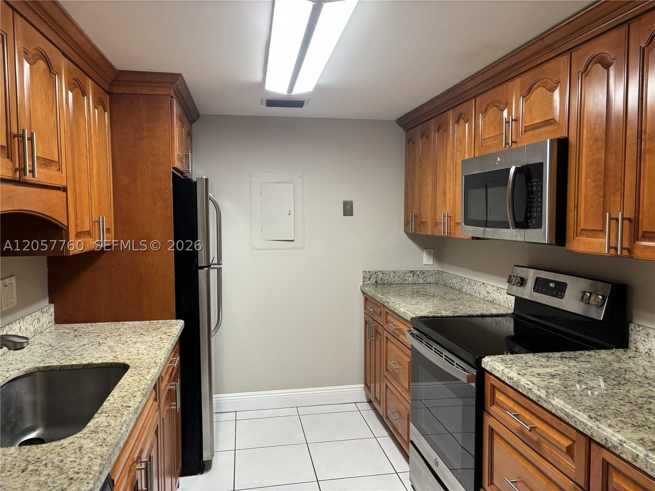 7965 Sw 86th St #105 - Photo 3 of 26