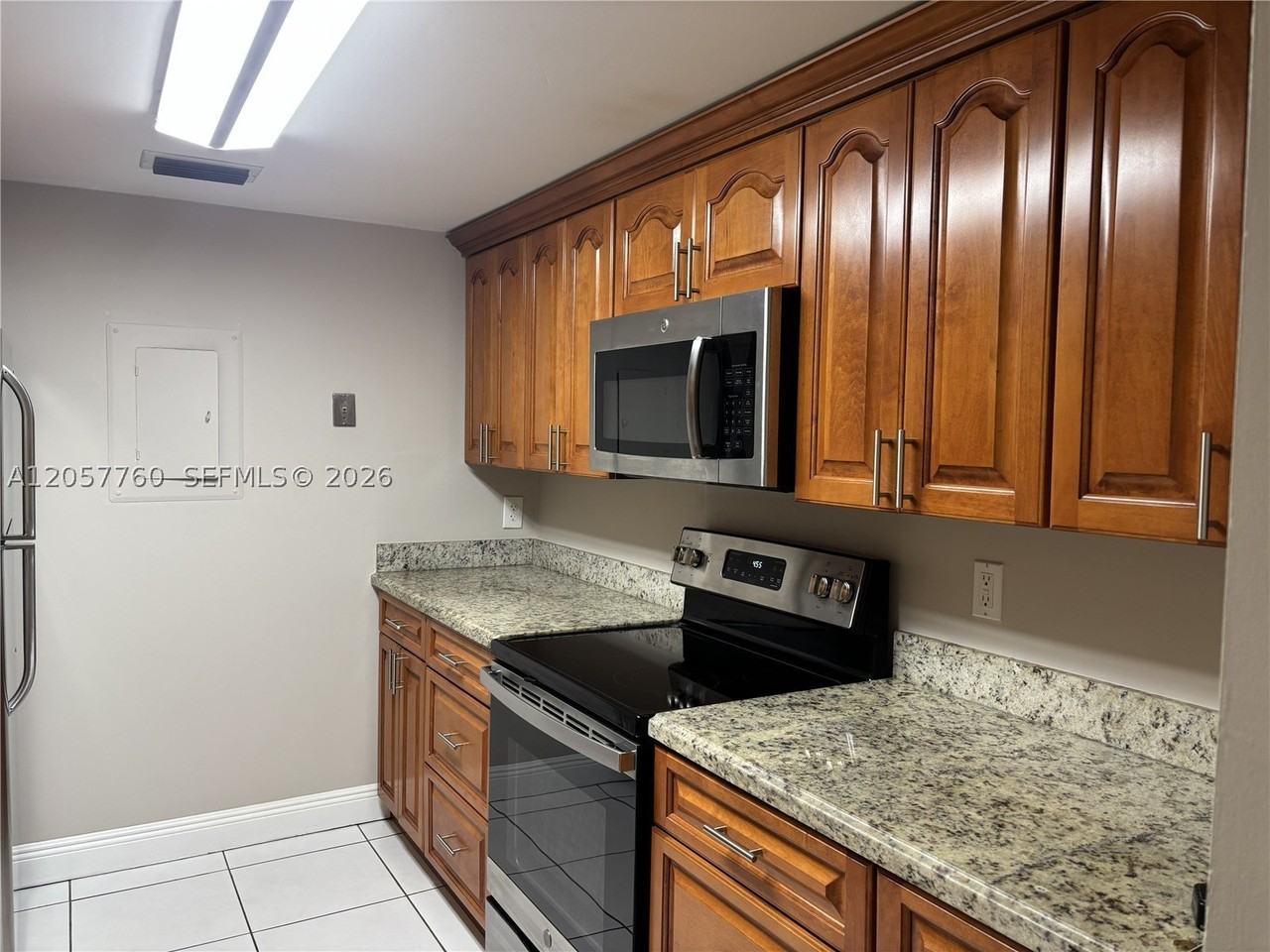 7965 Sw 86th St #105 - Photo 5 of 26