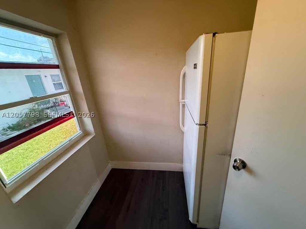 2140 Nw 24th St #2 - Photo 5 of 7