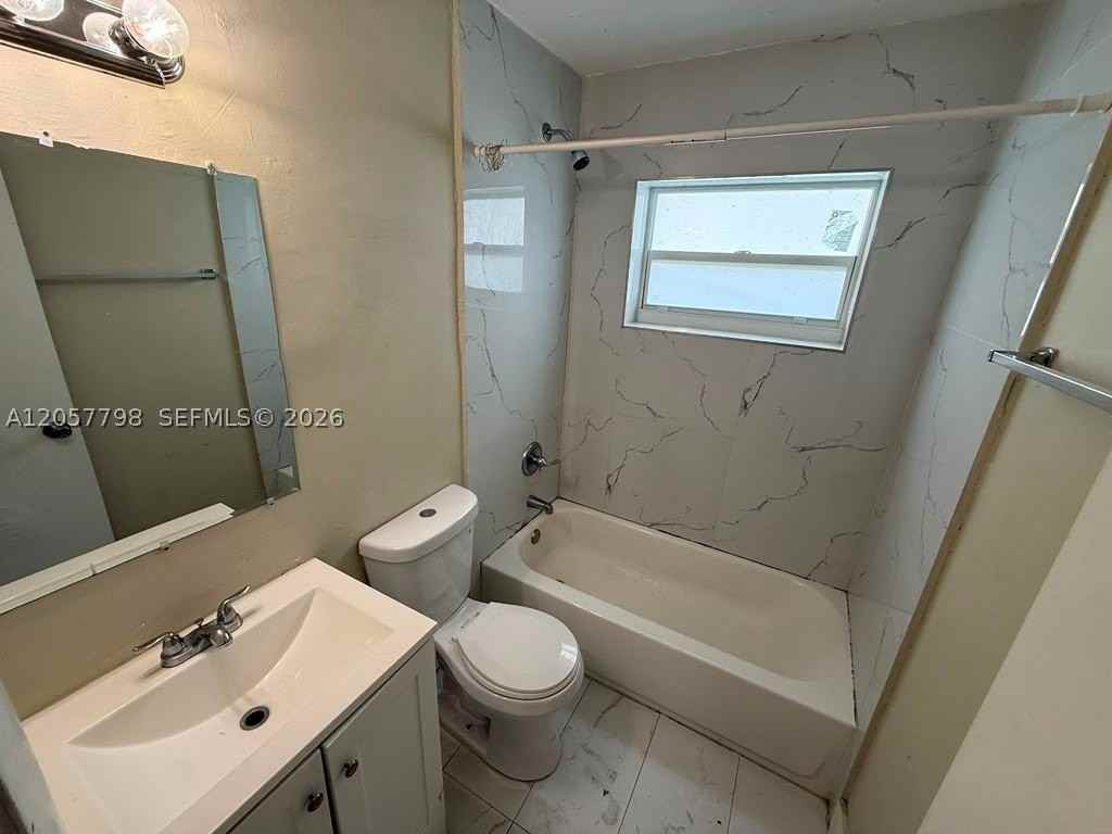2140 Nw 24th St #2 - Photo 7 of 7
