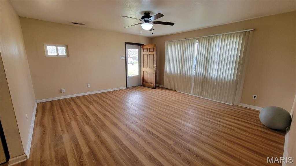 4204 Beauty Ln - Photo 2 of 13