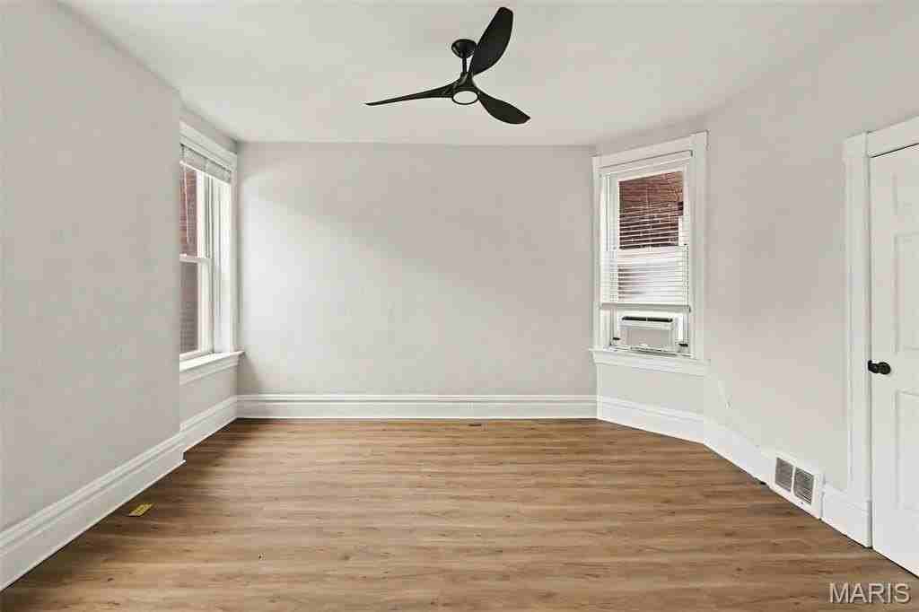 4539 Arco Ave #2UPPER - Photo 5 of 15