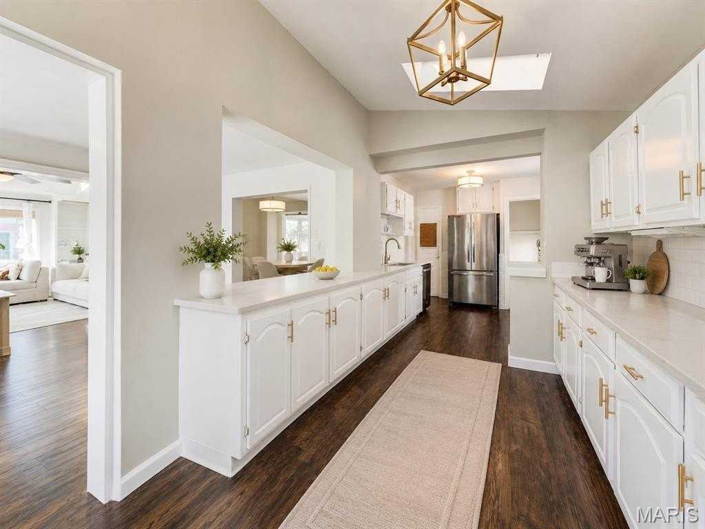 8670 Eulalie Ave - Photo 5 of 20
