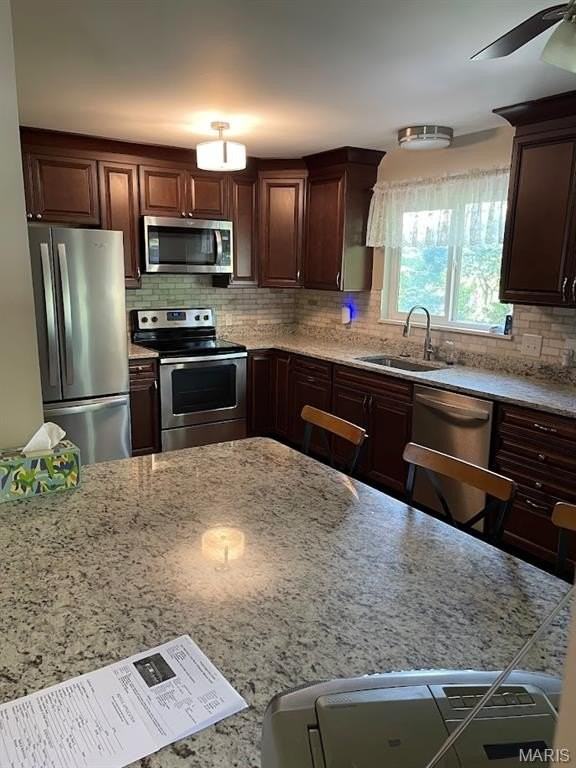 18511 Wild Horse Creek Rd - Photo 5 of 8
