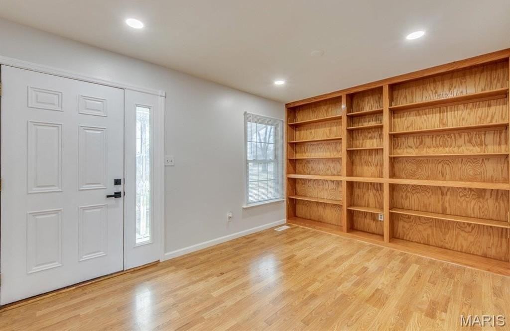 359 Palermo Dr - Photo 3 of 36