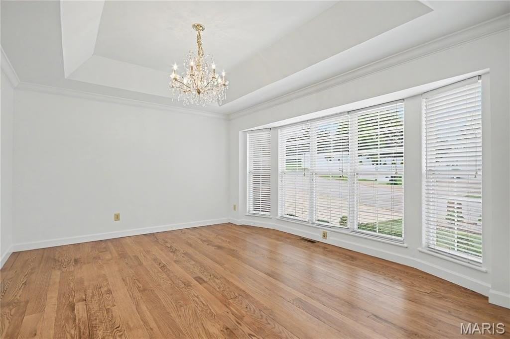 102 Lexington Ln - Photo 5 of 30