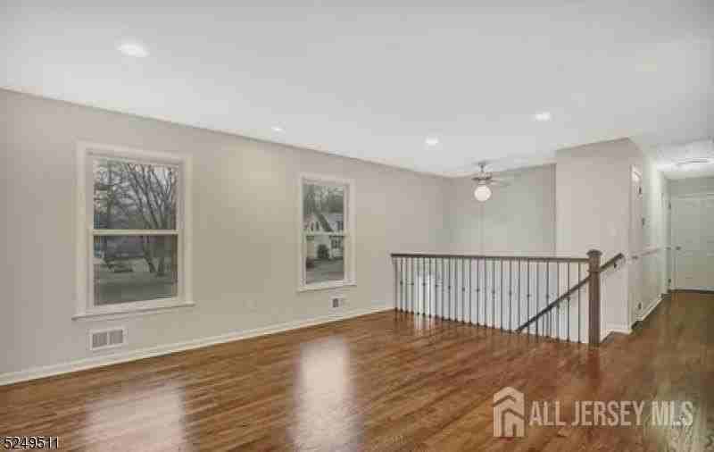 10 Cedar St - Photo 2 of 13