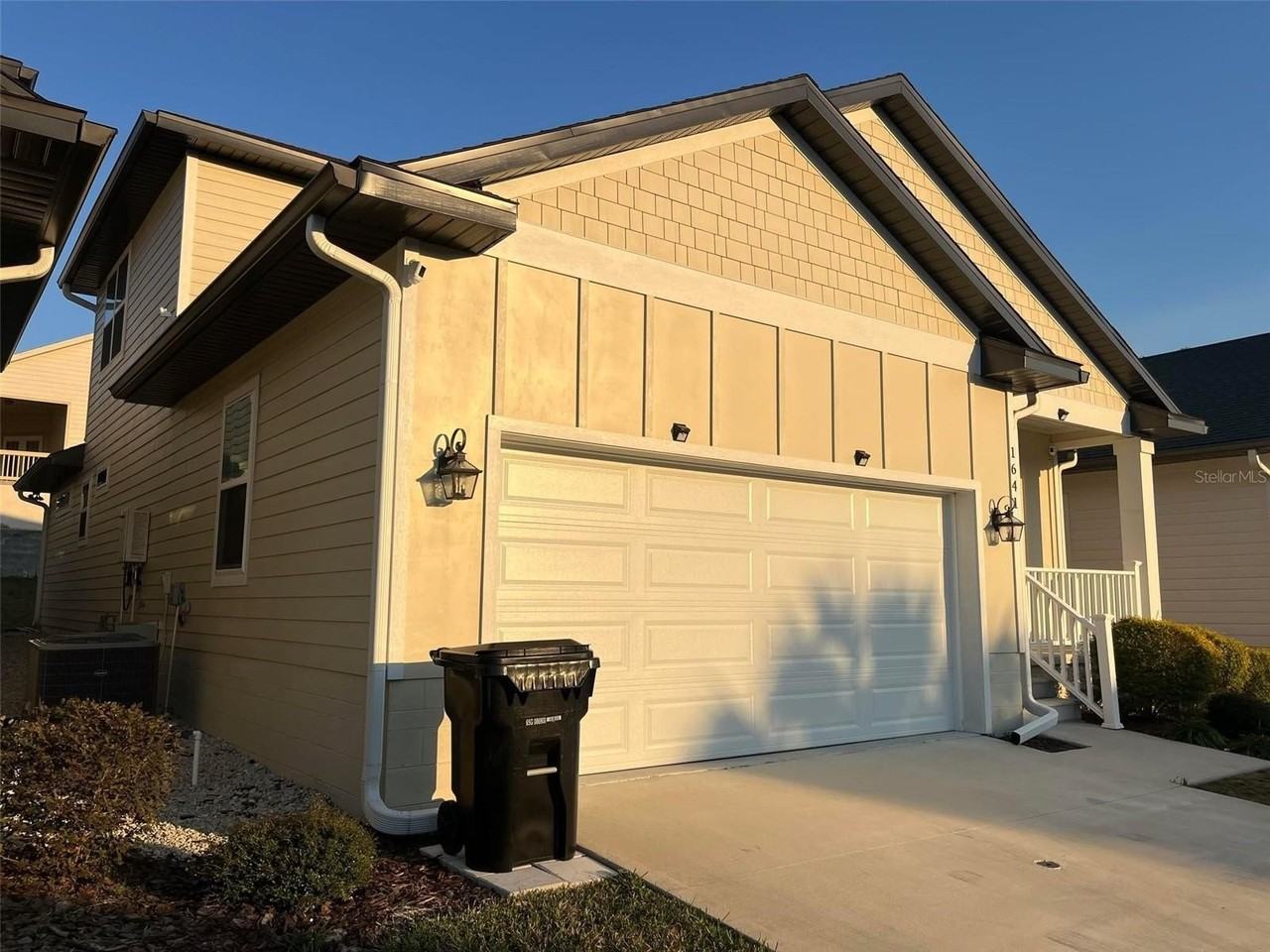 1641 Nw 121st Way - Photo 2 of 26