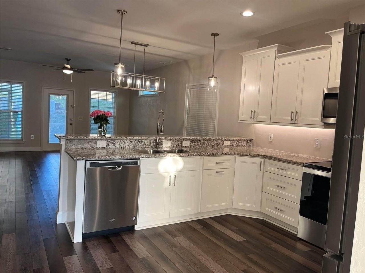 1641 Nw 121st Way - Photo 5 of 26