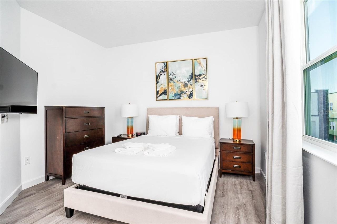 277 FAMAGUSTA Drive - Photo 4 of 41