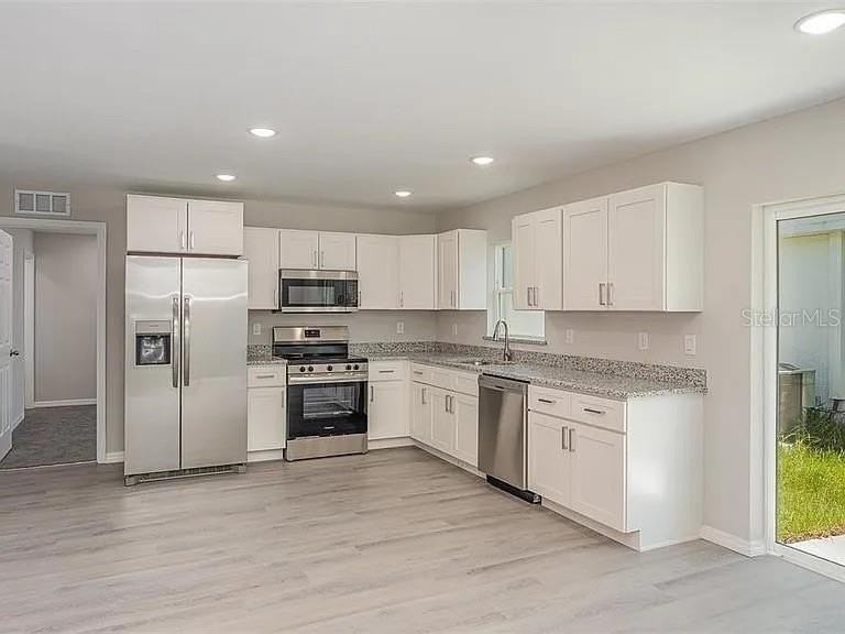 308 Avenue P Nw - Photo 2 of 10