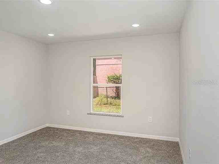 308 Avenue P Nw - Photo 7 of 10