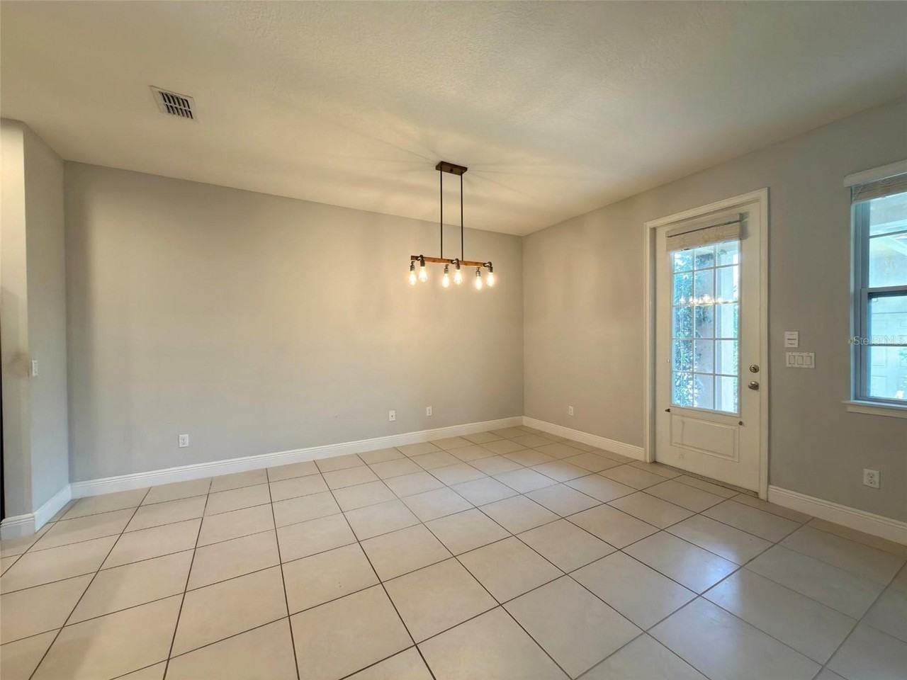15381 Honeybell Dr - Photo 7 of 30