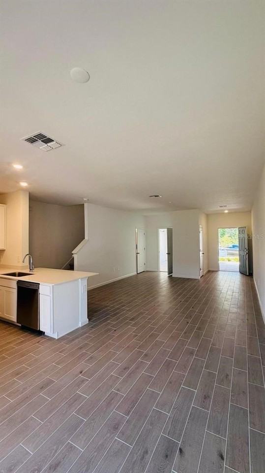 3649 Se 37th Ct - Photo 4 of 12
