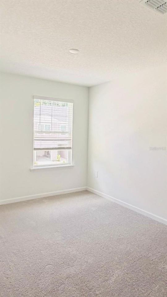 3649 Se 37th Ct - Photo 7 of 12