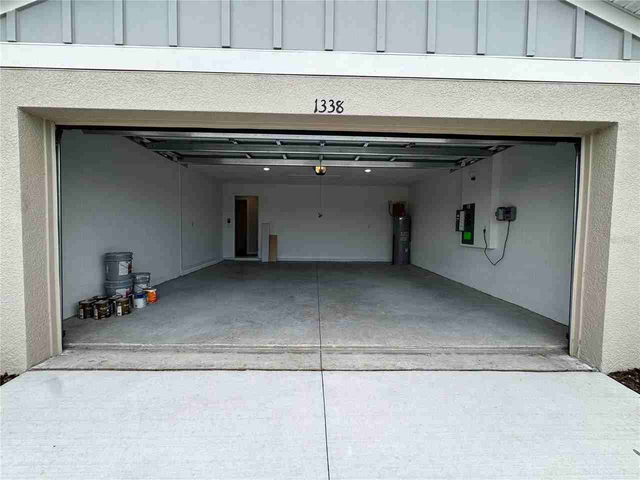 1338 Palmeroy Rd - Photo 4 of 32