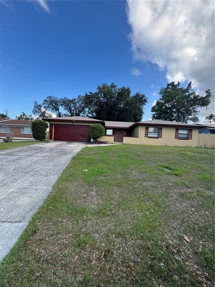 5816 Viking Rd - Photo 2 of 12