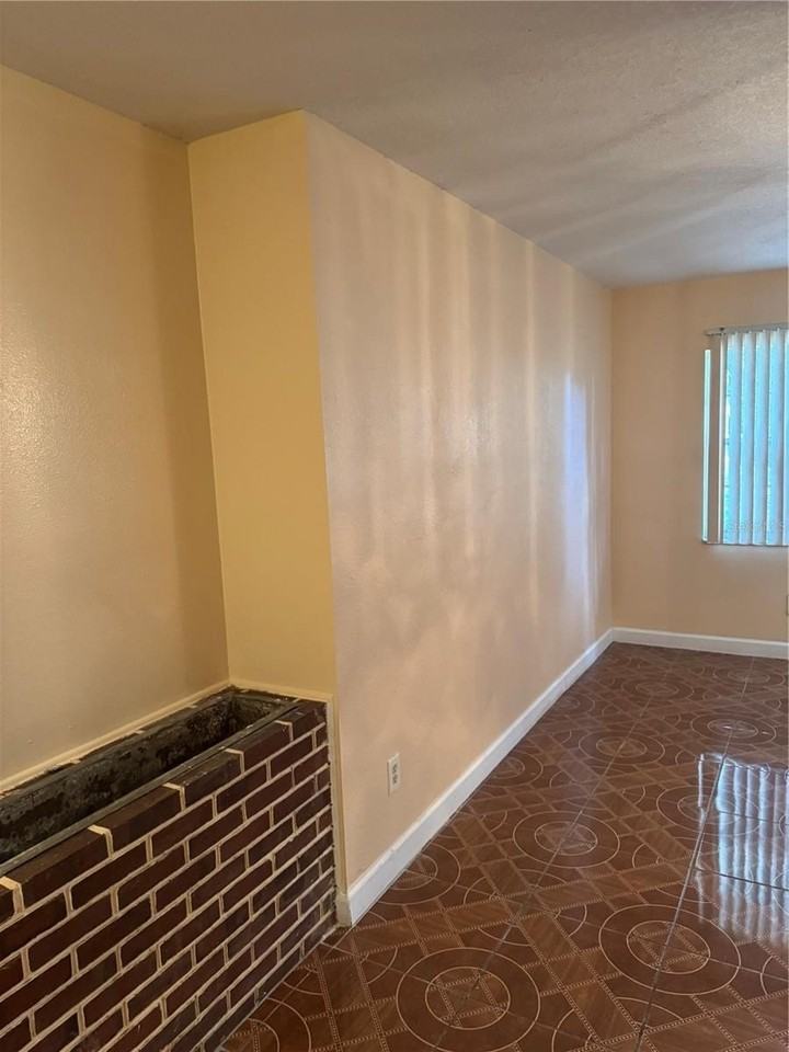 5816 Viking Rd - Photo 6 of 12
