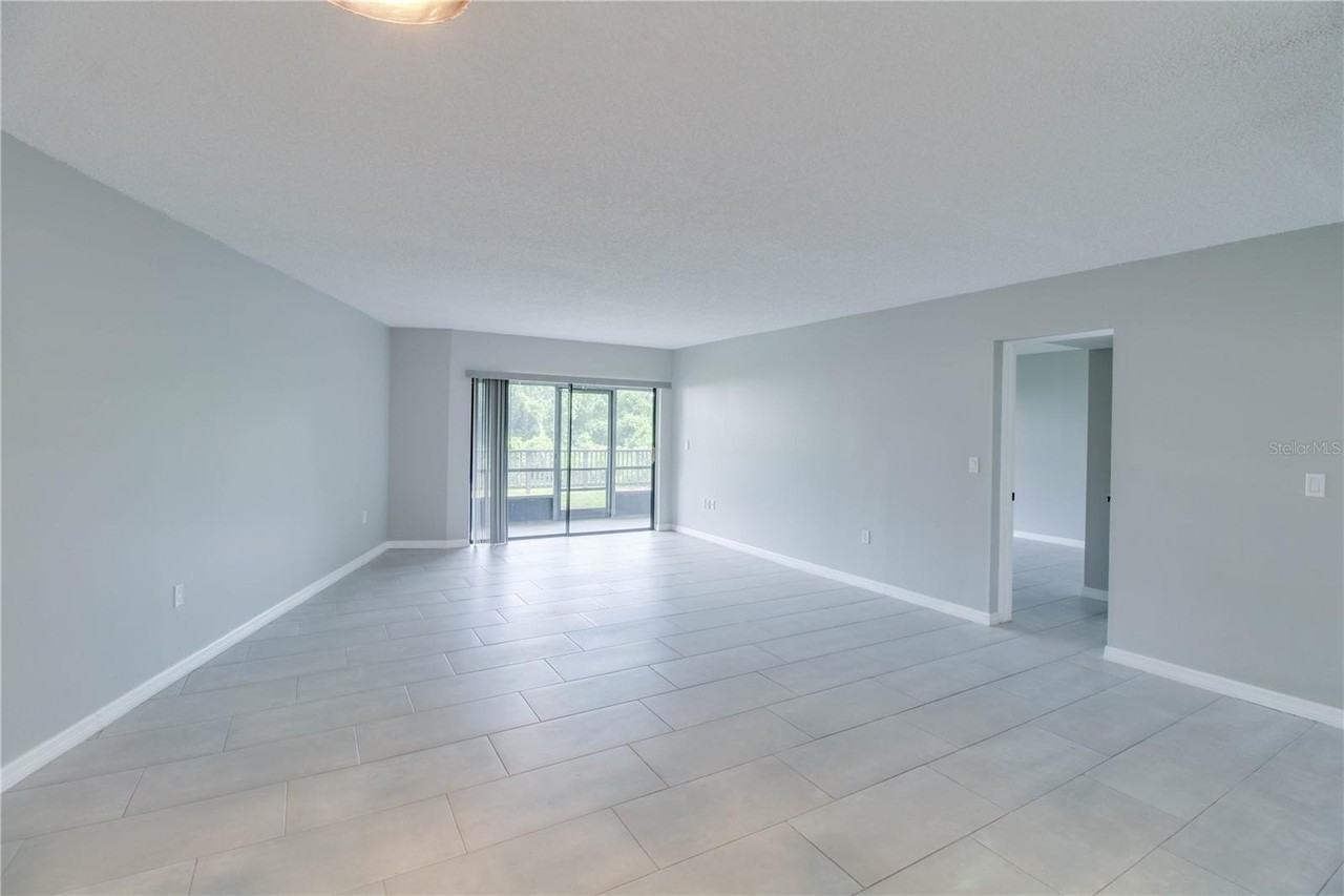 1054 Lotus Cove Ct #612 - Photo 4 of 19