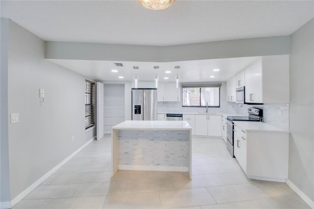 1054 Lotus Cove Ct #612 - Photo 5 of 19