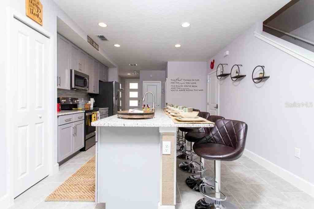 4711 Terra Esmeralda Dr - Photo 5 of 46